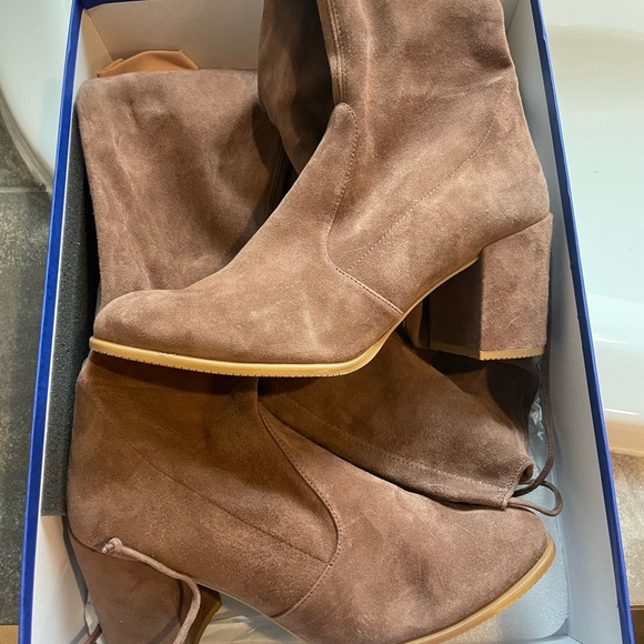 Stuart Weitzman Tieland - Picture 2 of 3